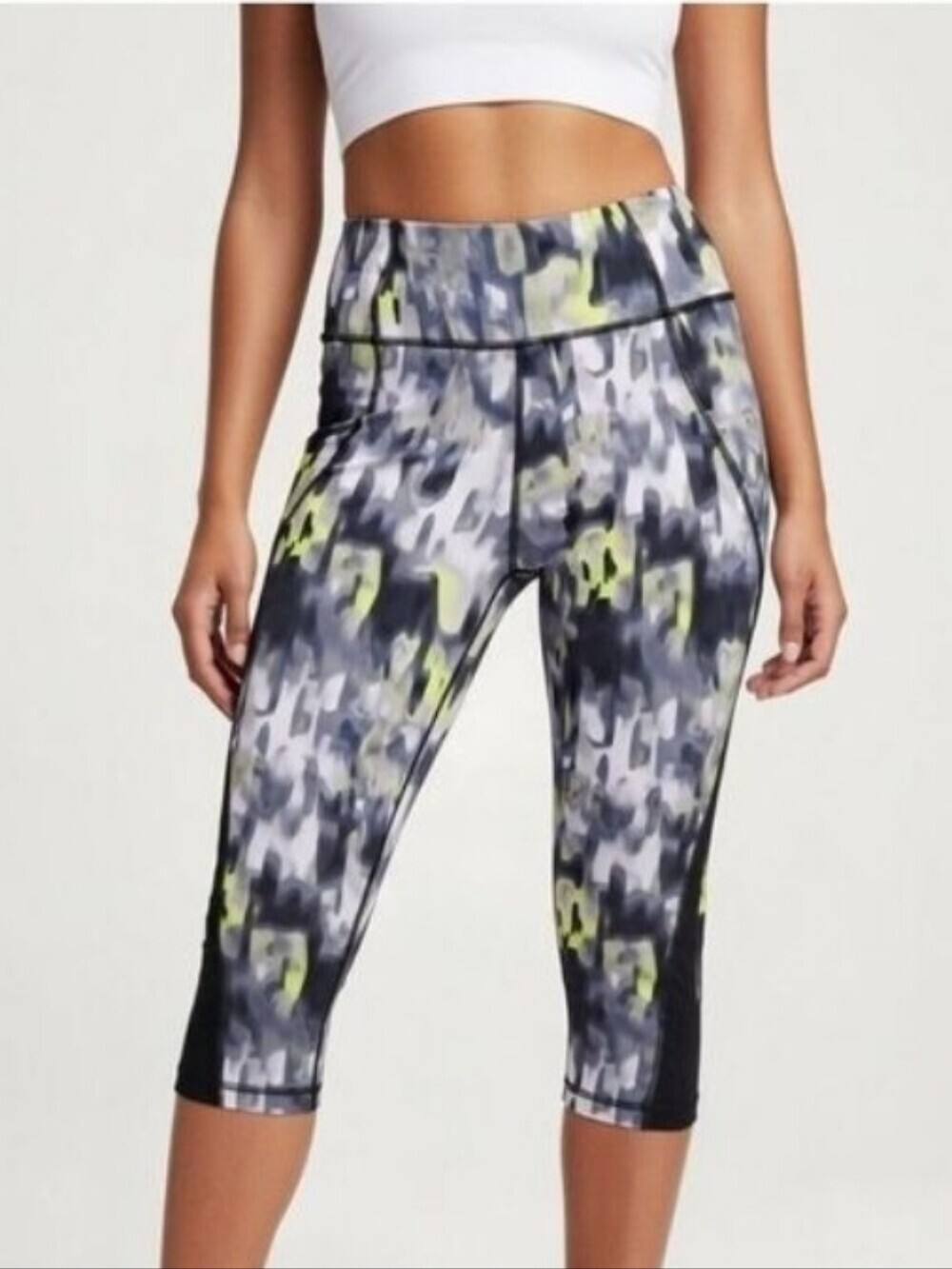 Zella Women's Abstract Print Cropped Leggings - Gray and Neon Yellow